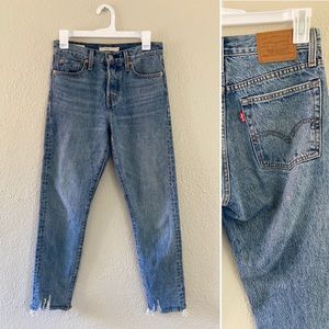 NO LONGER FOR SALE DO NOT BUY  Levi’s Wedgie Jeans